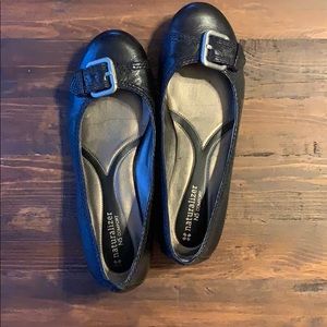 Naturalizer Black Leather Flats Size 8
